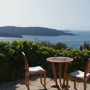 La Coccinelle Aparthotel